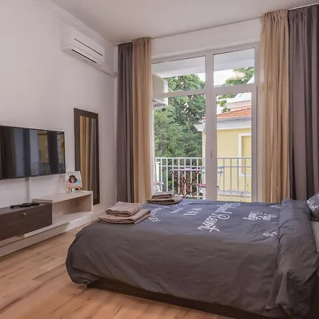Apartment Mocca Next To Crystal Garden And Russian Church Sofia