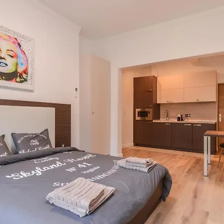 Apartment Mocca Next To Crystal Garden And Russian Church Sofia