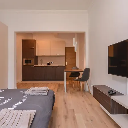 Mocca Next To Crystal Garden And Russian Church By Flat Mаnager Apartament *