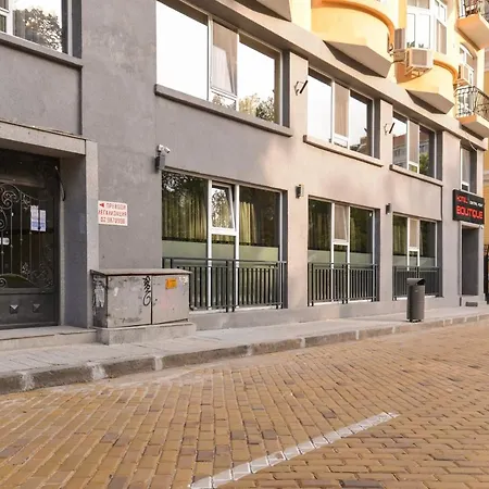 Mocca Next To Crystal Garden And Russian Church By Flat Mаnager