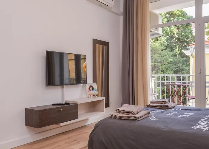 Mocca Next To Crystal Garden And Russian Church By Flat Mаnager *