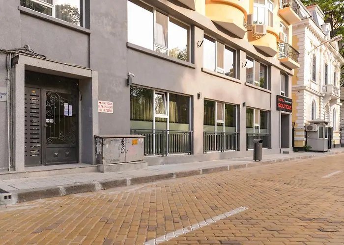 Mocca Next To Crystal Garden And Russian Church By Flat Mаnager