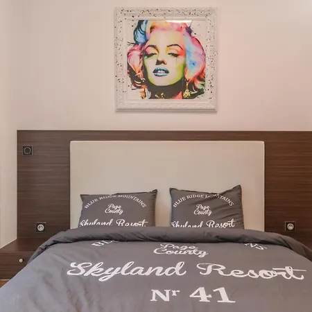 Mocca Next To Crystal Garden And Russian Church By Flat Mаnager *